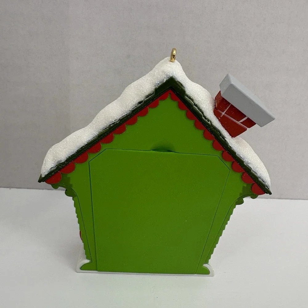 2012 Hallmark Keepsake Ornament What Happens‎ At Grandma's Photo Holder